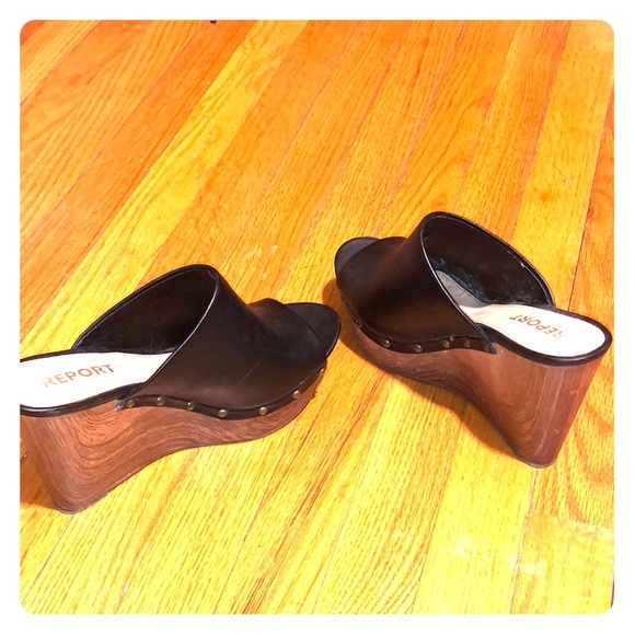 report shoes wedges